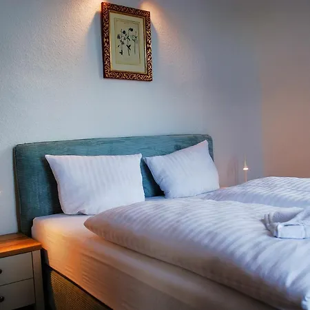 Emmy App 01 A 塞巴特黑灵斯多夫